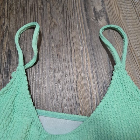 SHEIN Mint Green Bikini Top - Picture 3 of 13